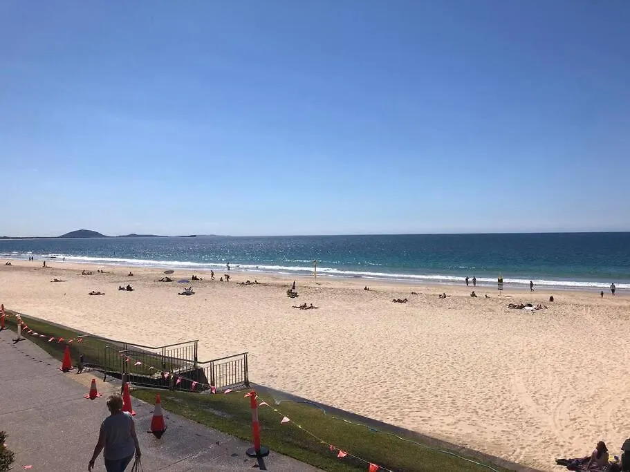 Mooloolaba Beach Apartment